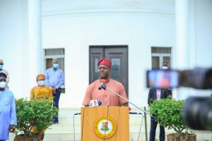 Governor Seyi Makinde speaking in a press briefing on Saturday
