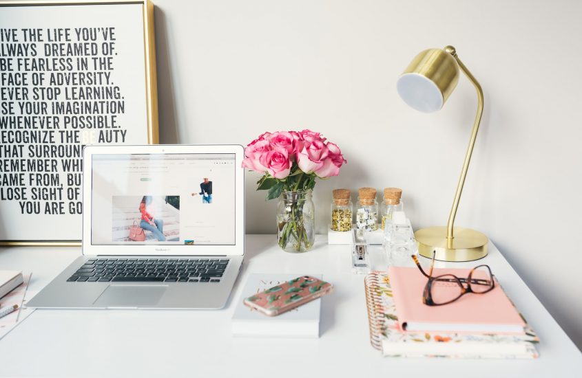 How to Land a job as a Professional Social Media Manager
