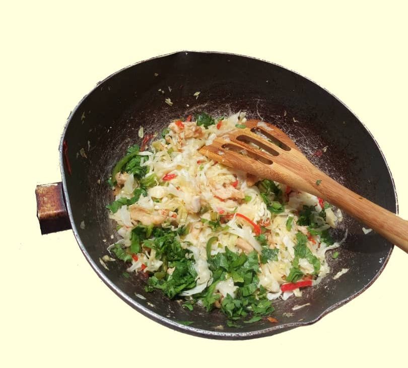 fried-cabbage-in-a-sauce-pan